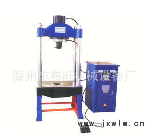 滕州市鑫旺機(jī)械設(shè)備廠 直銷 多功能 液壓機(jī) 小型油壓機(jī) 四柱壓力機(jī)【經(jīng)久耐用】