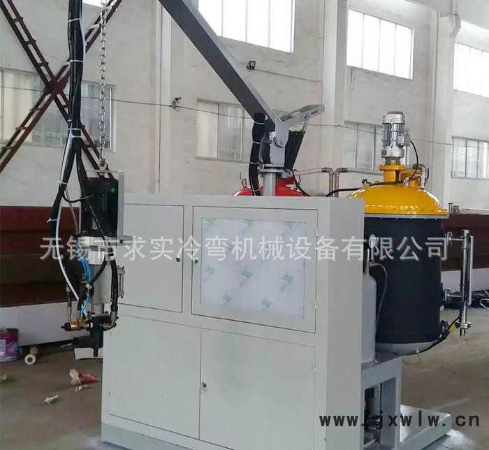 直銷發(fā)泡膠設(shè)備 發(fā)泡機(jī)設(shè)備 聚氨酯發(fā)泡機(jī) 選求實冷彎