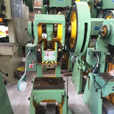 **高品質(zhì)數(shù)控機床【上海二鍛】J23-6.3沖床