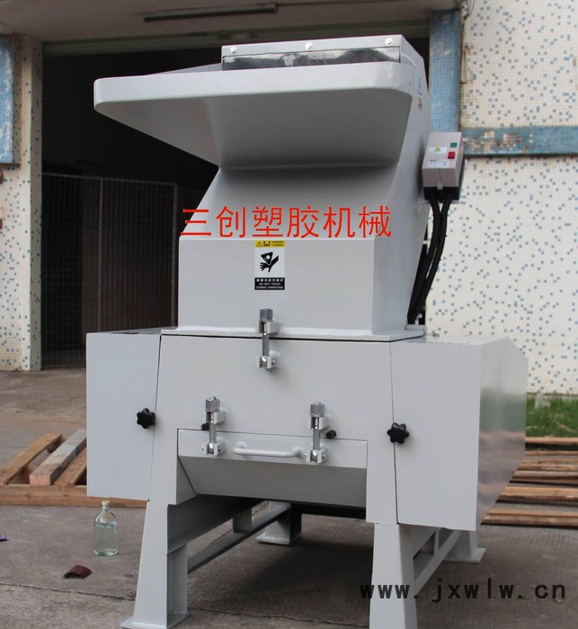 紹興鞋材專用低溫粉碎機(jī),連續(xù)工作不粘刀具