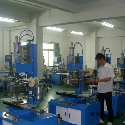 直銷熱轉(zhuǎn)印設備 燙金機 自動熱轉(zhuǎn)印機