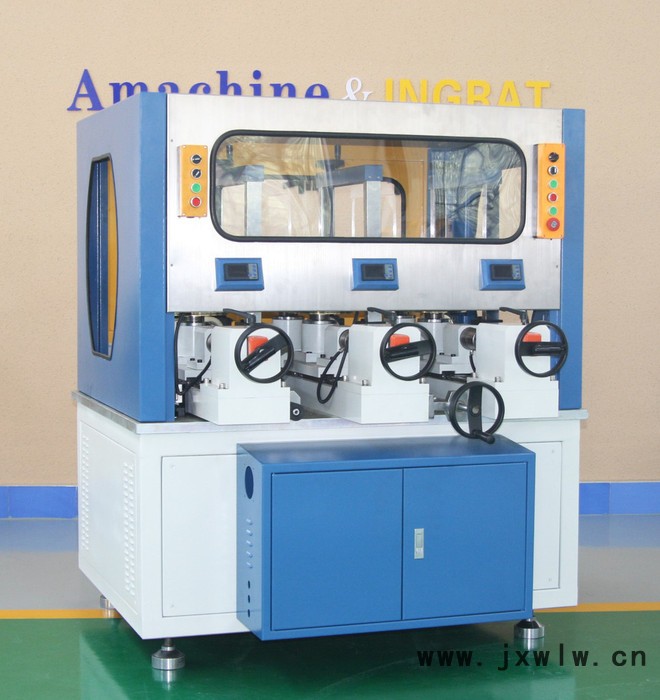 格瑞特 GYJ-CNC-01數(shù)控型滾壓復(fù)合機(jī)、壓合機(jī)要選就選大廠家機(jī)器耐用，售后有保障