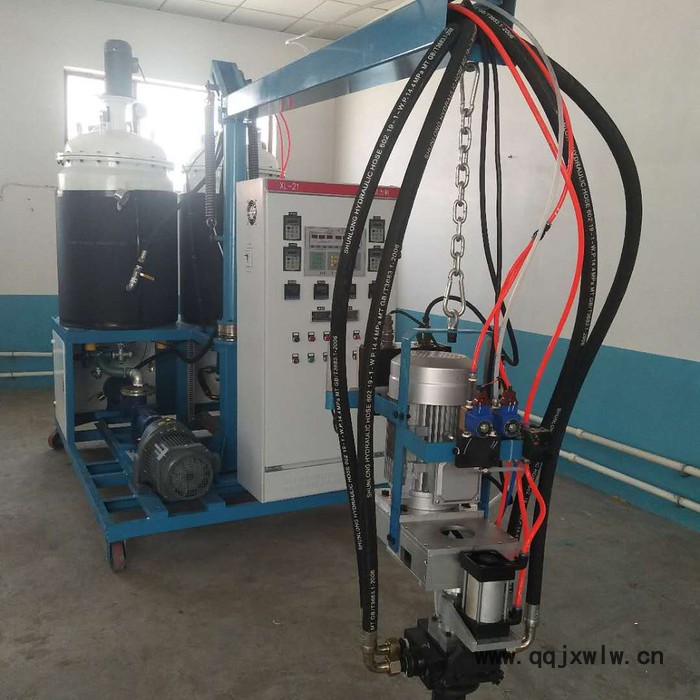 一航11YHL-2軟質(zhì)高回彈聚氨酯發(fā)泡機(jī) 高回彈座椅發(fā)泡設(shè)備 慢回彈記憶枕發(fā)泡機(jī) 聚氨酯仿真花發(fā)泡機(jī) 汽車儀表盤發(fā)泡機(jī)
