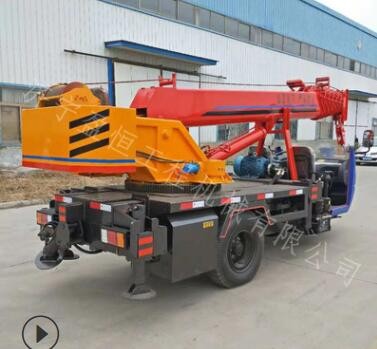 農(nóng)用園林小吊車時(shí)風(fēng)五征自建房三輪吊車3噸5噸移樹(shù)吊車柴油起重機(jī)