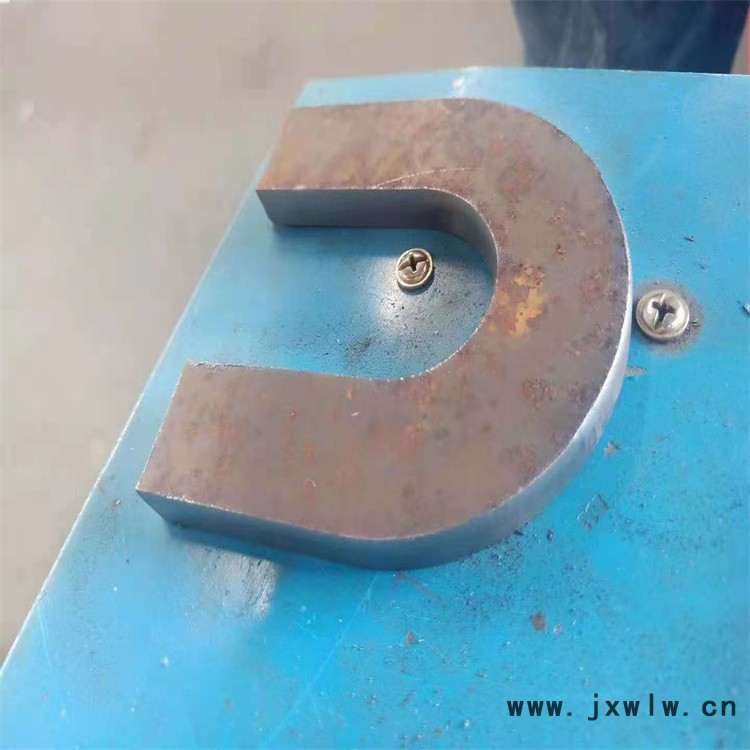 火焰切割機(jī)湖南益工空氣等離子數(shù)控切割機(jī)